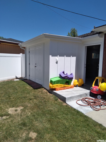 1260 S 350 W, Bountiful, UT 84010 — photo 11