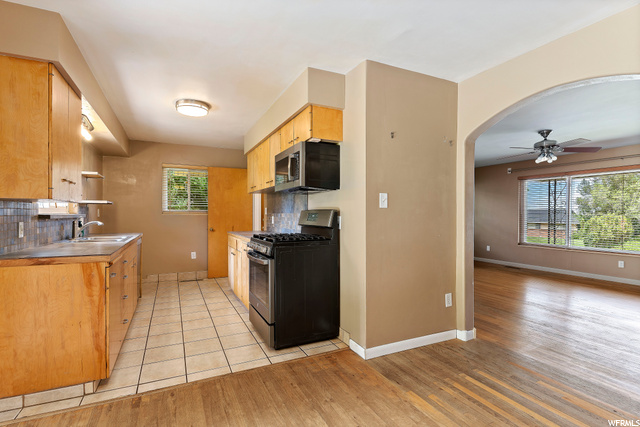 4136 S Edgehill Dr E, Ogden, UT 84403 — photo 9