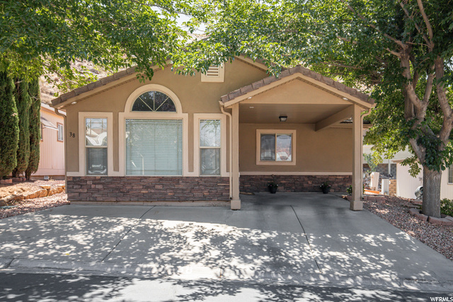 38 Redbluff Dr, Hurricane, UT 84737 — photo 3