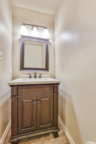 1682 S Canyonwoods Dr E, Ogden, UT 84404 — photo 9