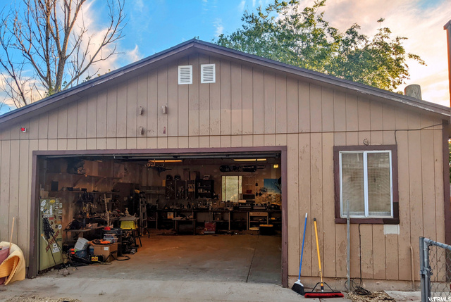 6083 S 2600 W, Roy, UT 84067 — photo 8