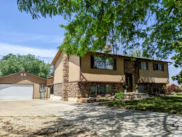 6083 S 2600 W, Roy, UT 84067 — photo 2