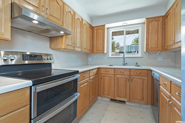 2964 S Davis Blvd, Bountiful, UT 84010 — photo 9