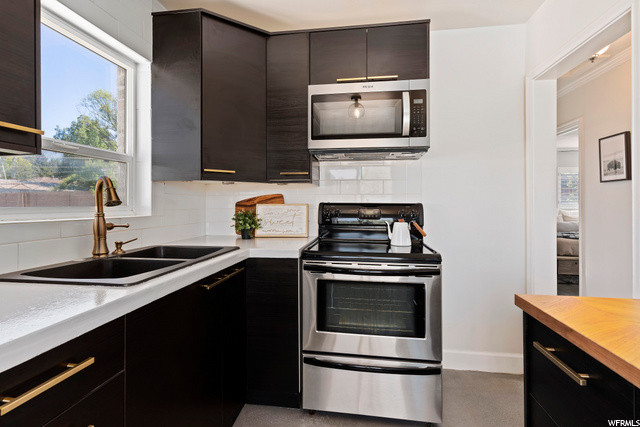 684 W 3500 S, Bountiful, UT 84010 — photo 10