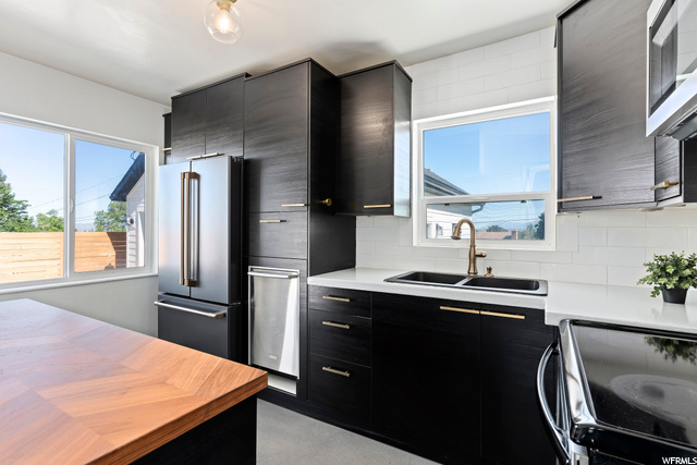 684 W 3500 S, Bountiful, UT 84010 — photo 7