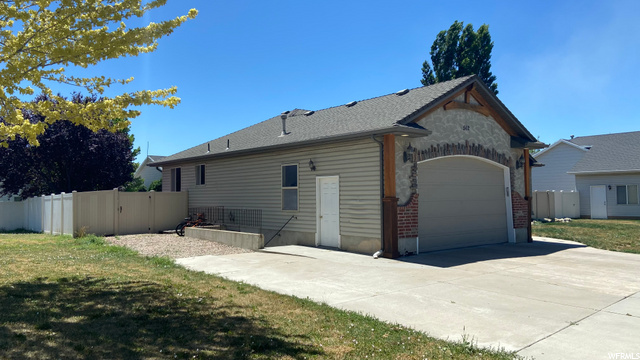 562 E 2200 S, Clearfield, UT 84015 — photo 3