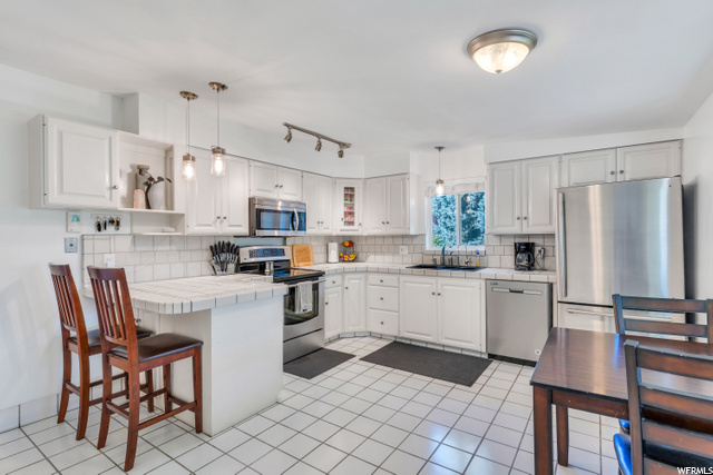489 E 9120 S, Sandy, UT 84070 — photo 6