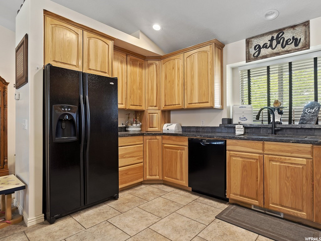 2389 W 780 S, Syracuse, UT 84075 — photo 9