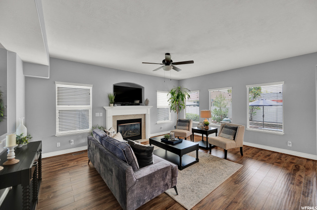 Main floor living room