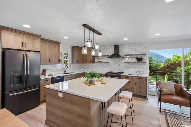 3388 S Monte Verde Dr, Salt Lake City, UT 84109