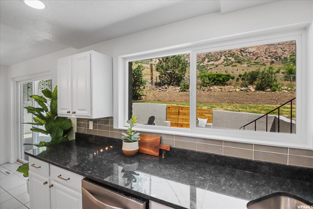1104 Maxfield Dr, Ogden, UT 84404 — photo 11