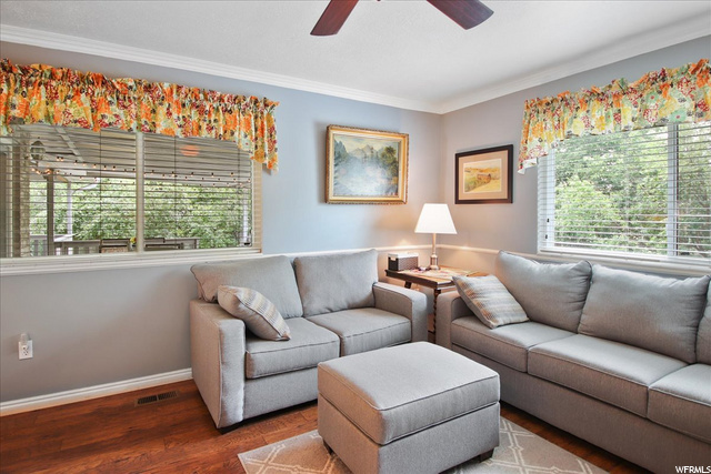 1367 N Brookhurst Cir, Centerville, UT 84014 — photo 12