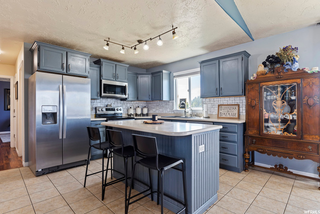 2441 N 2775 W, Clinton, UT 84015 — photo 10