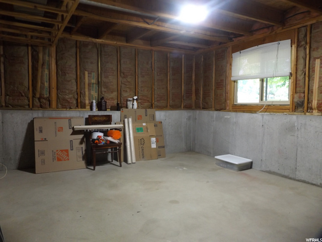 unfinished bsmnt. Room for a 4th bed room