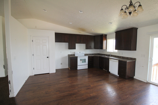 547 E 1875 S, Roosevelt, UT 84066 — photo 7