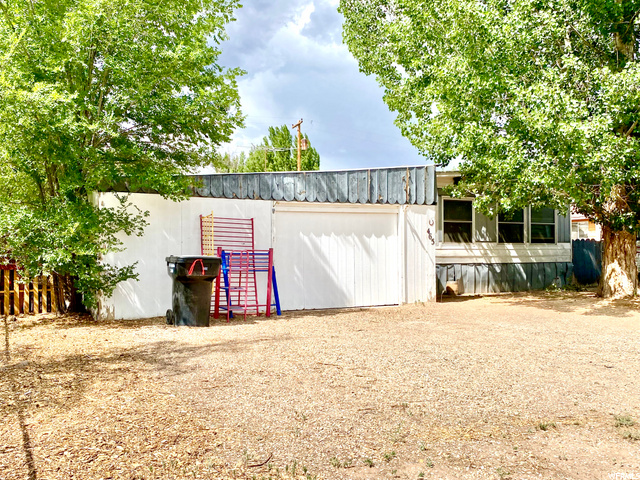 465 E 400 S, Roosevelt, UT 84066 — photo 2