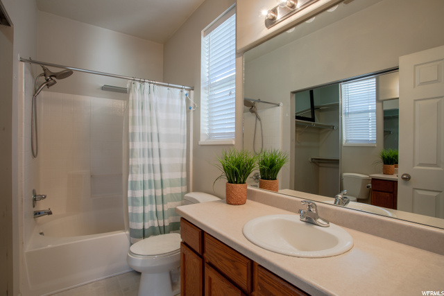 Master Bathroom with closets
