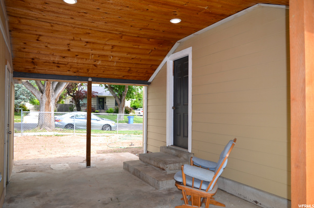 Covered Breezeway
