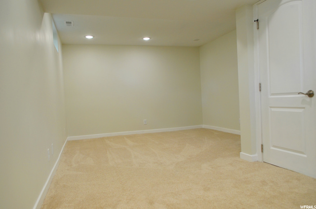 4th Bedroom/Flex Room Down