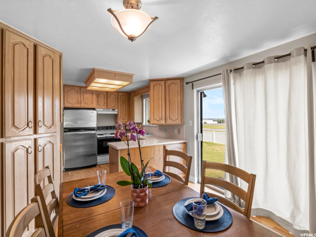 398 W 2300 S, Bountiful, UT 84010 — photo 7