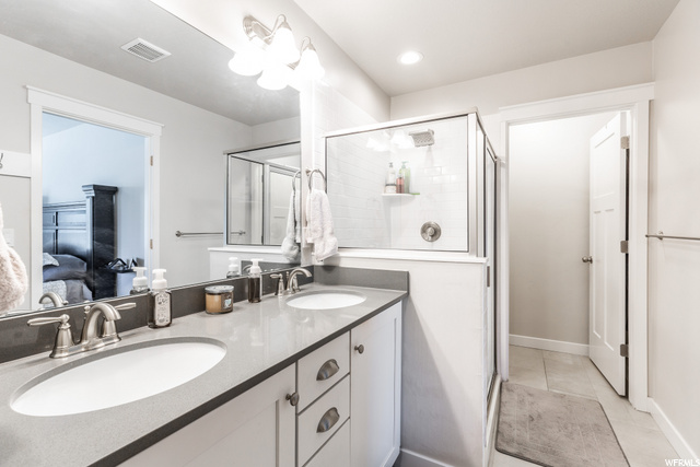 Masterr Bath