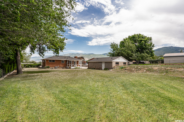 .32 Acre Fenced Yard
