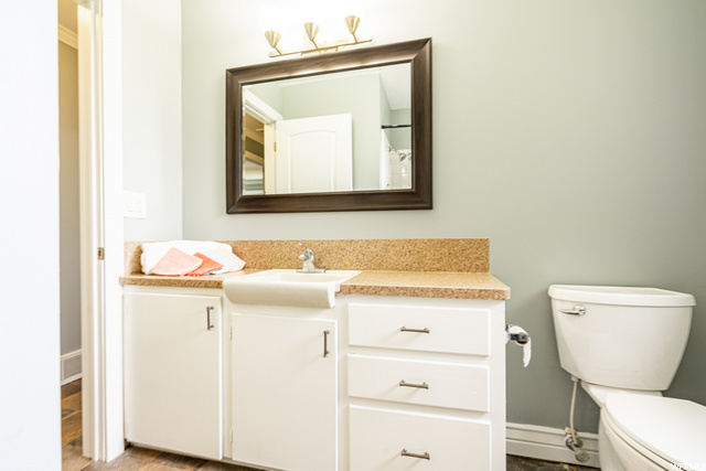 Main Floor Bath, New Toilet