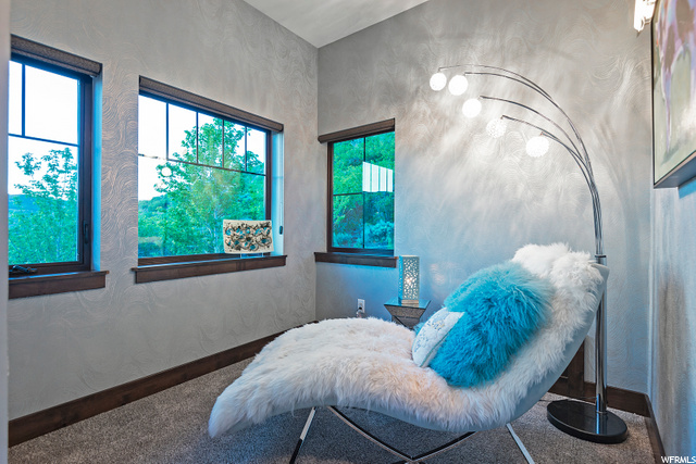 Master Bedroom Sitting Room Area