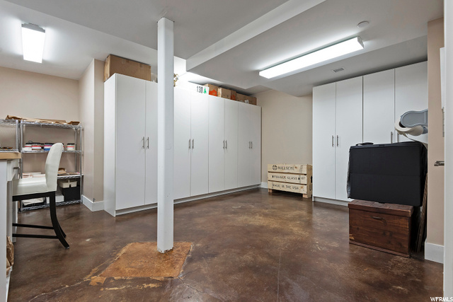 Lower Level Craft/Storage Room