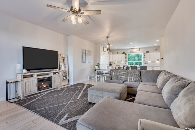 OPEN CONCEPT 2nd floor
