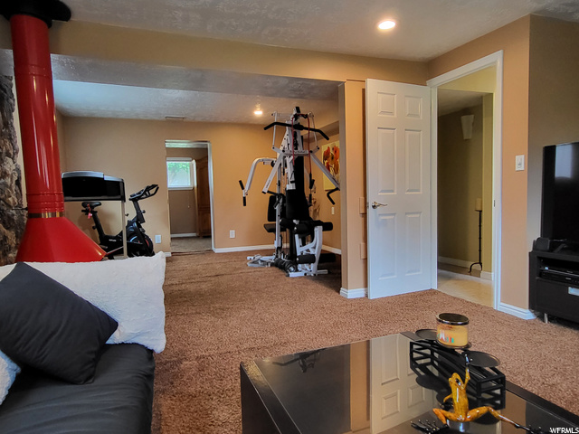 Familyroom in basement 3