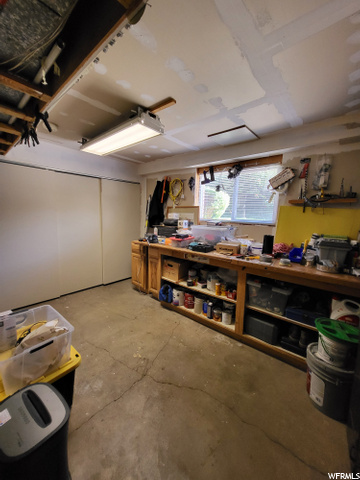 Work shop in basement