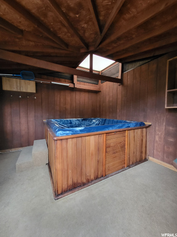 Hot tub room