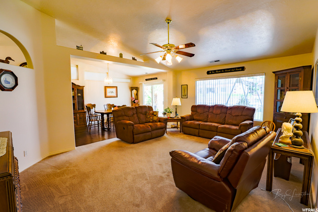 545 E Padre Lakes Dr, Ivins, UT 84738 — photo 7