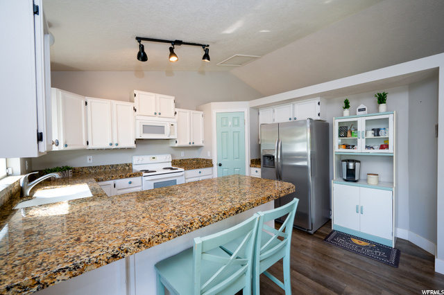 432 S 925 E, Layton, UT 84041 — photo 10