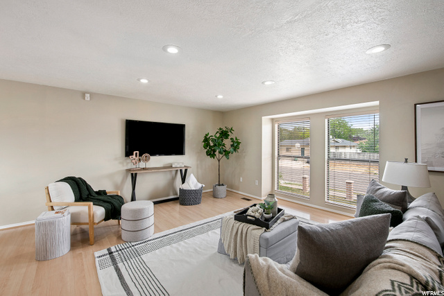 1237 W 75 S, Clearfield, UT 84015 — photo 4