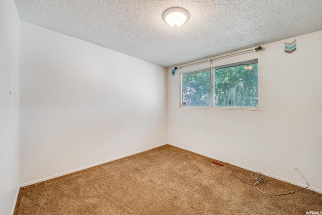 490 N Fort Ln E, Layton, UT 84041 — photo 6