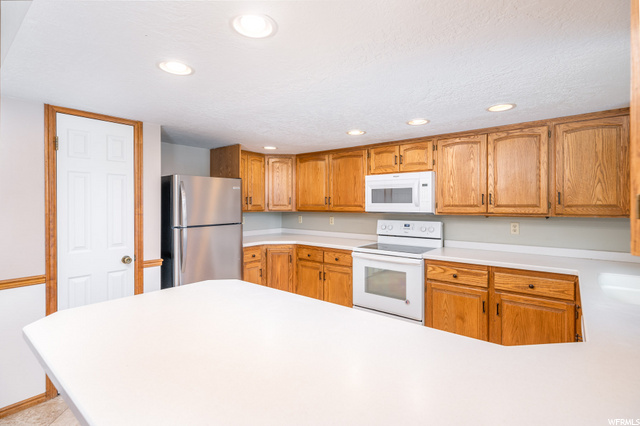 2425 E 2750 N, Layton, UT 84040 — photo 9