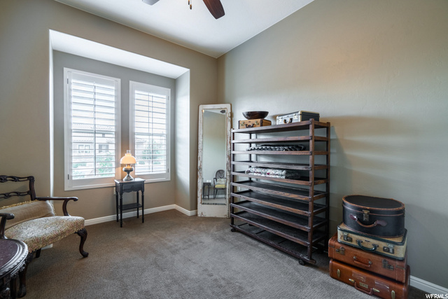 2nd Bedroom w/Box Window