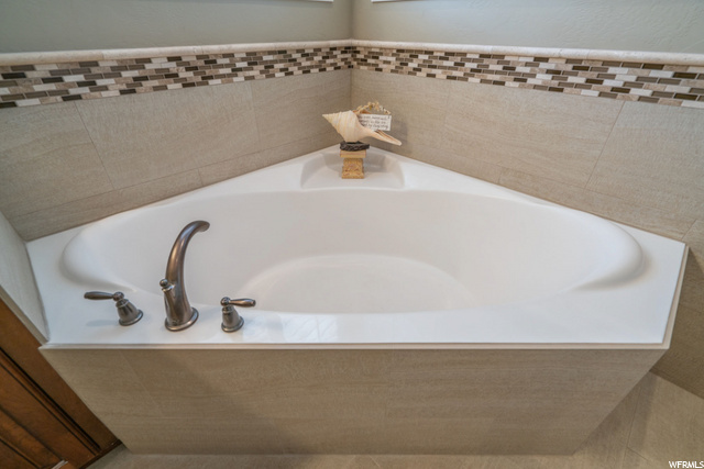 Garden Tub