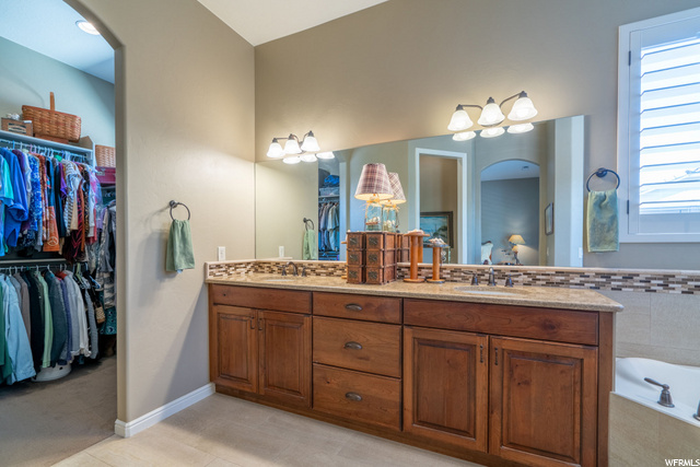Master Bath & Closet