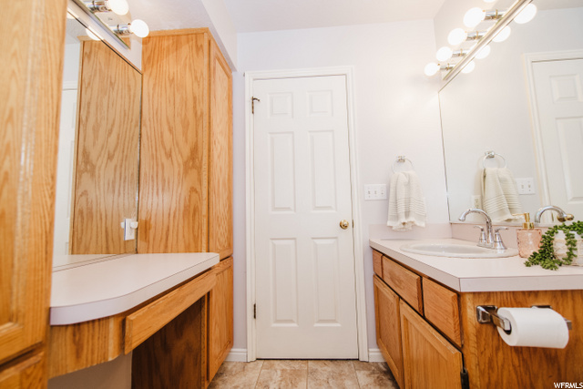 Main Level Full Bathroom Vanity