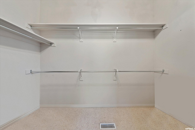 Master Walkin Closet