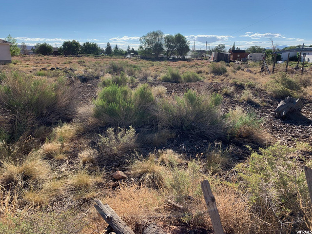 192 N 300 W, Torrey, UT 84775 — photo 3