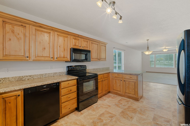282 W 260 N, Hyde Park, UT 84318 — photo 5