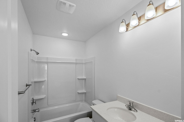 3098 N 1600 E #42, Layton, UT 84040 — photo 11