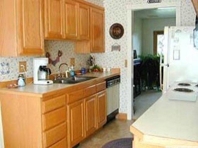 2315 Creek Rd, Sandy, UT 84093 — photo 4