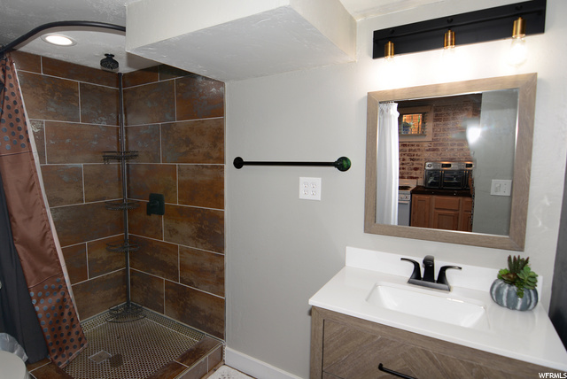 116 S 400 East E, Logan, UT 84321 — photo 12