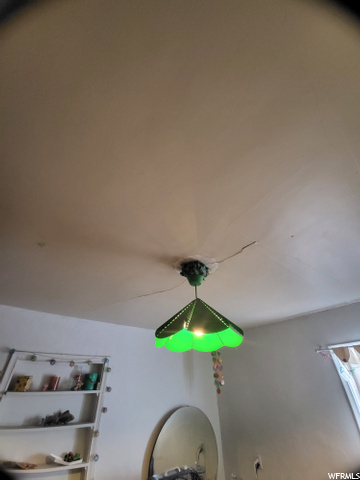 ceiling cracks