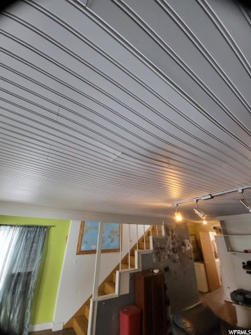 Family room ceiling